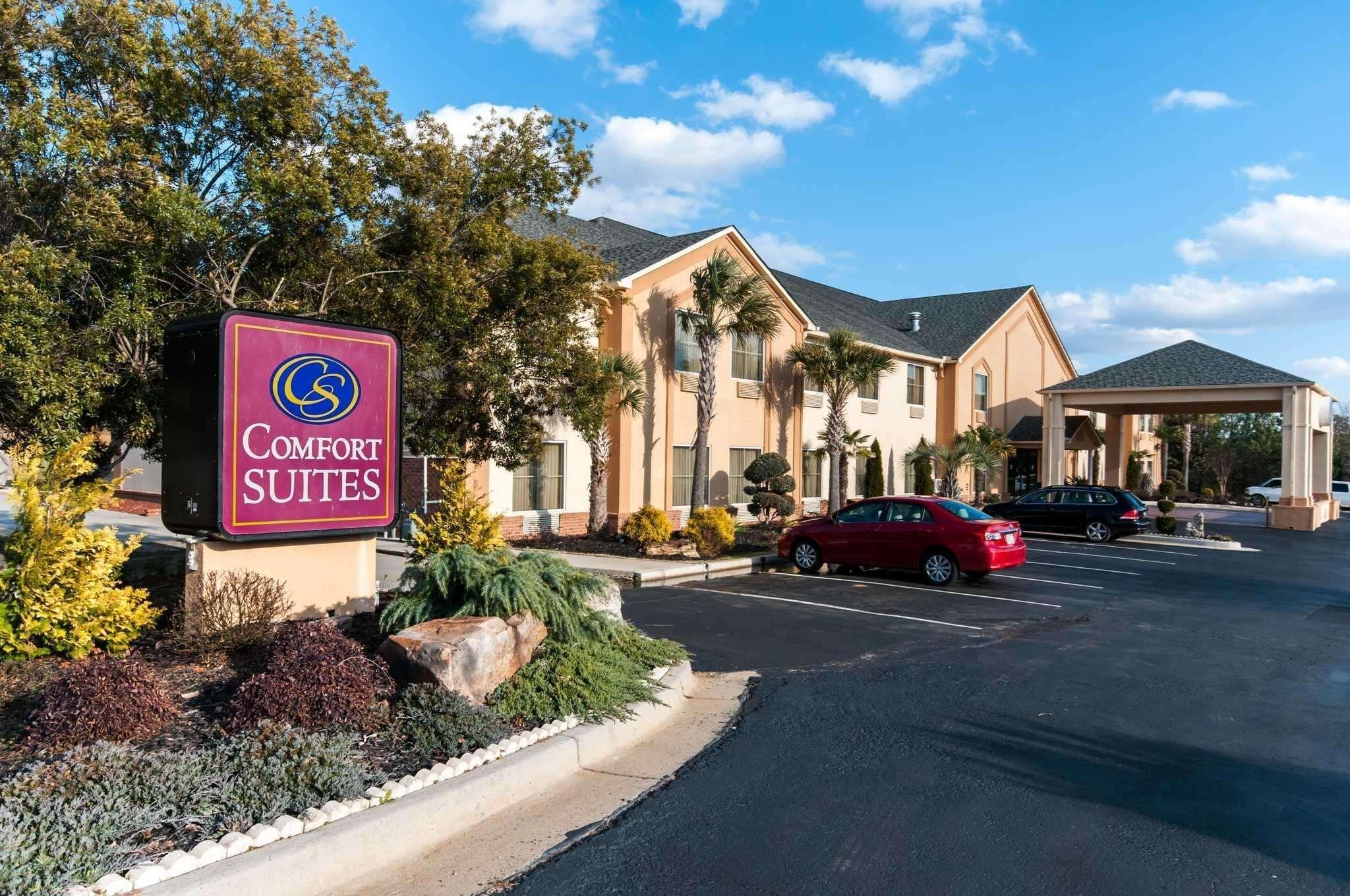 Comfort Suites Milledgeville Bagian luar foto