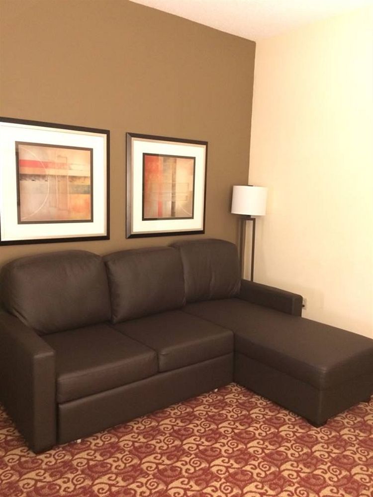 Comfort Suites Milledgeville Bagian luar foto